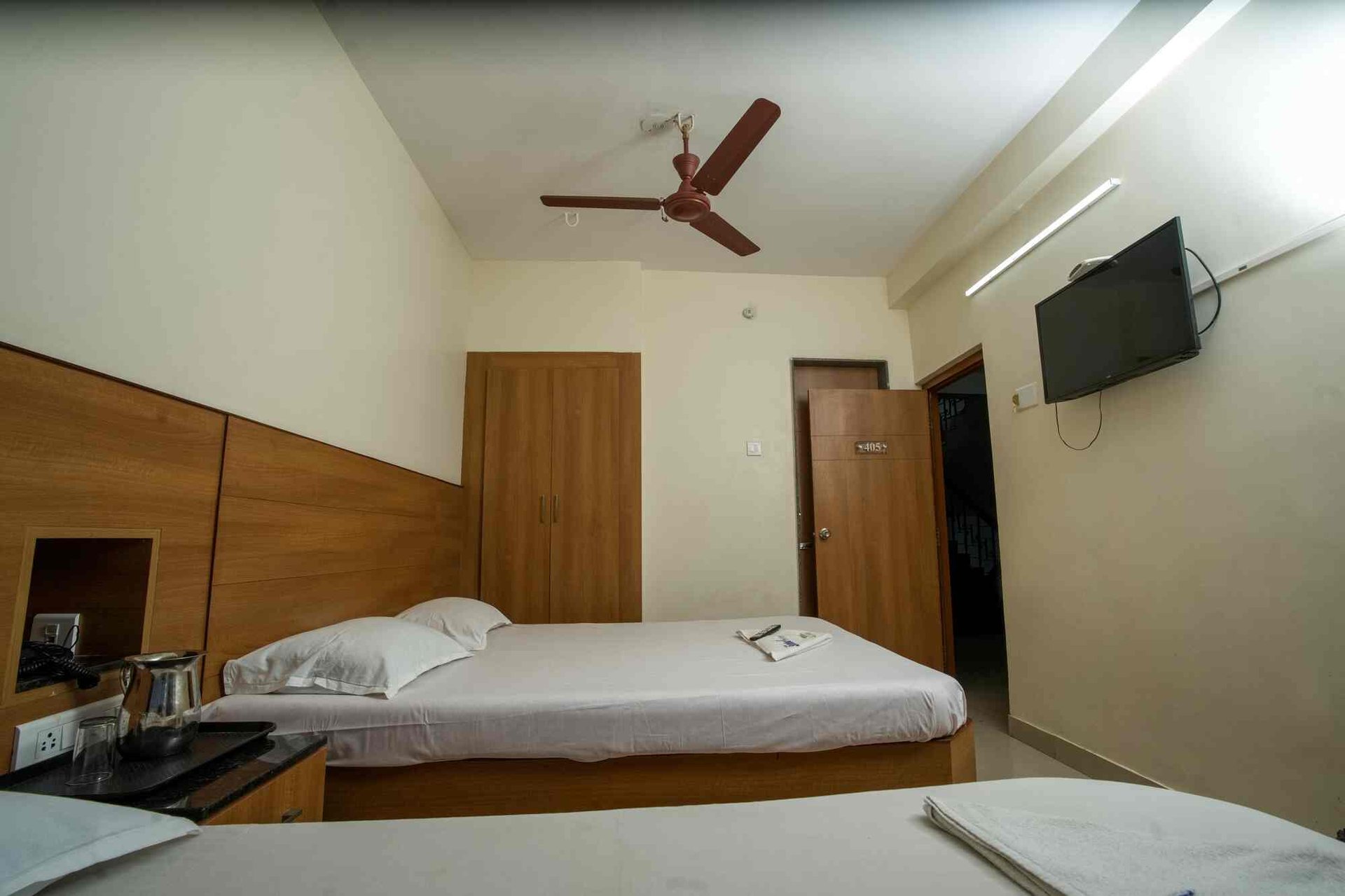 SREE SUBBU HOTEL - 4