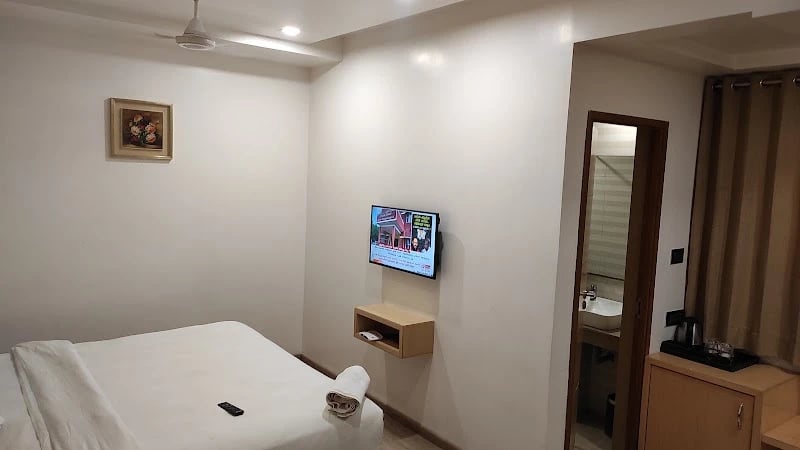 Hotel Vinayak and Thendral Bar - 2