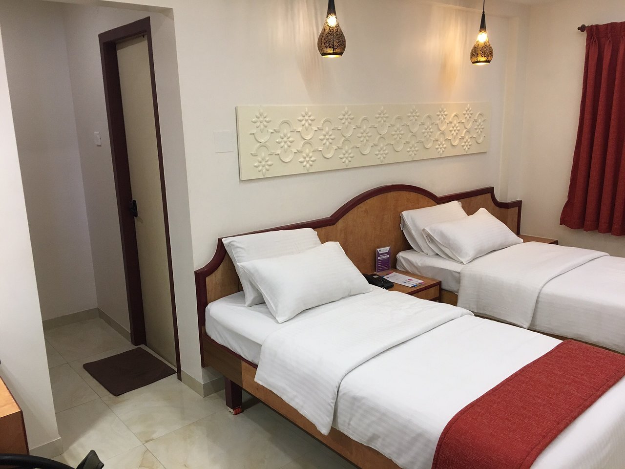 Hotel Vijai Paradise - 4