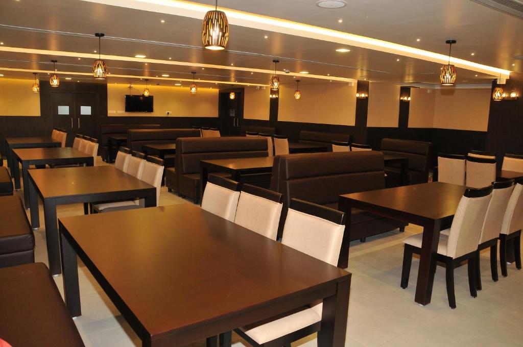 Hotel Ruby Palace - 3