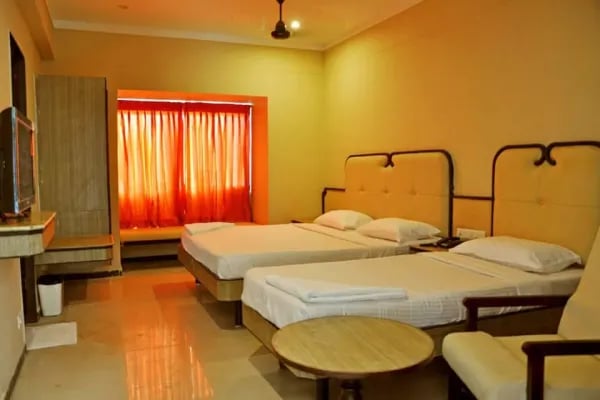 Hotel The Golden Park - 4