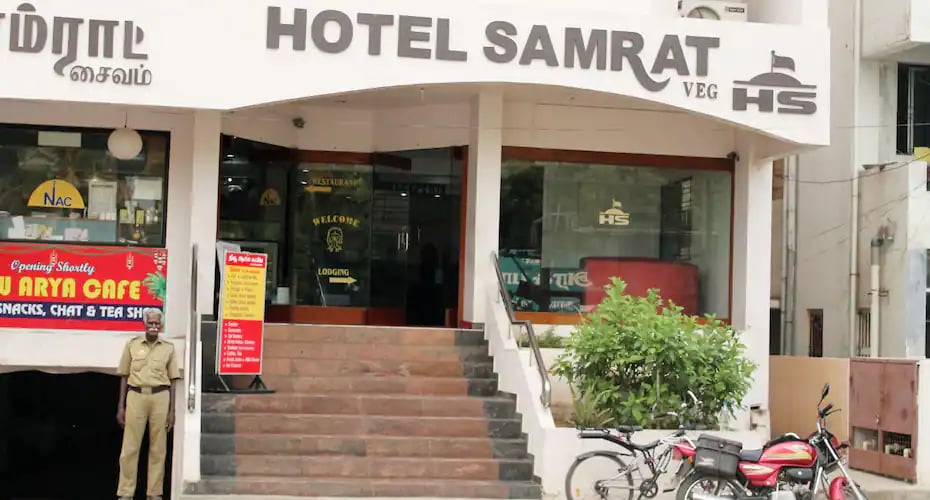 HOTEL SAMRAT