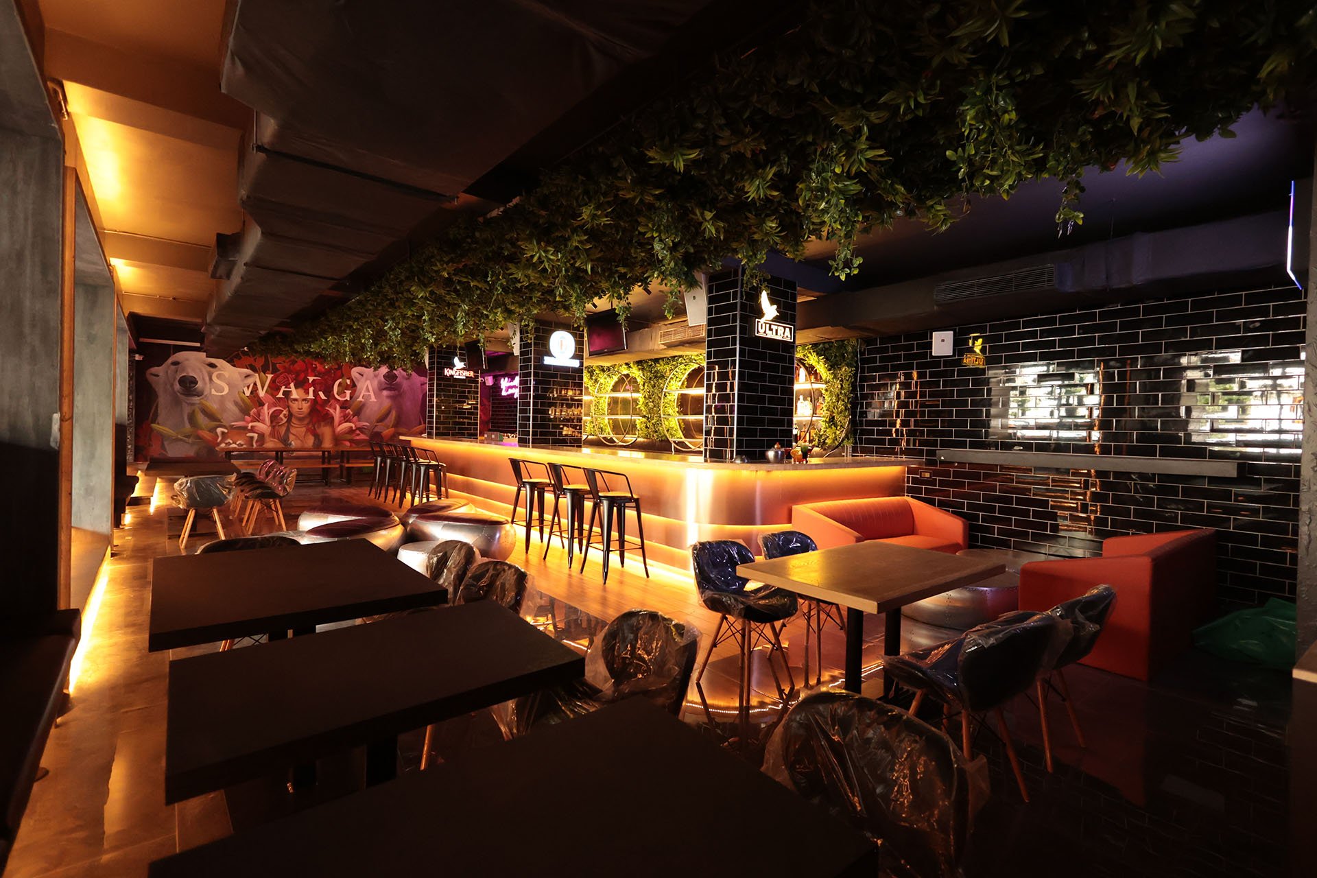 Hotel Cenneys Gateway - Premium 4 Star Hotel - 2