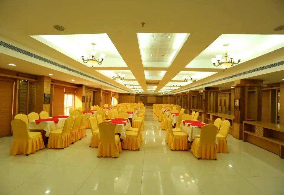 Pattom Royal Hotel - 3