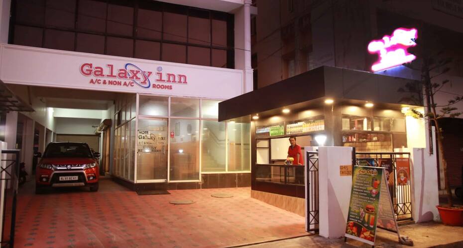 Hotel galaxy inn - 2