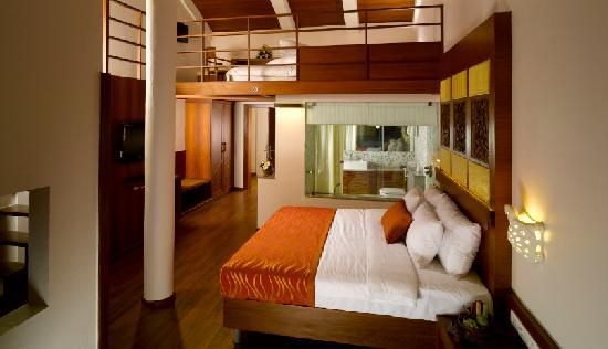 Gokulam Grand Turtle on the Beach - 4