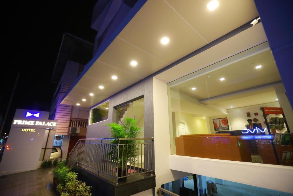 Hotel Prime Palace - 2