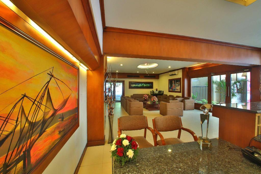 Hotel Palmyra Grand Inn - Cochin - 3