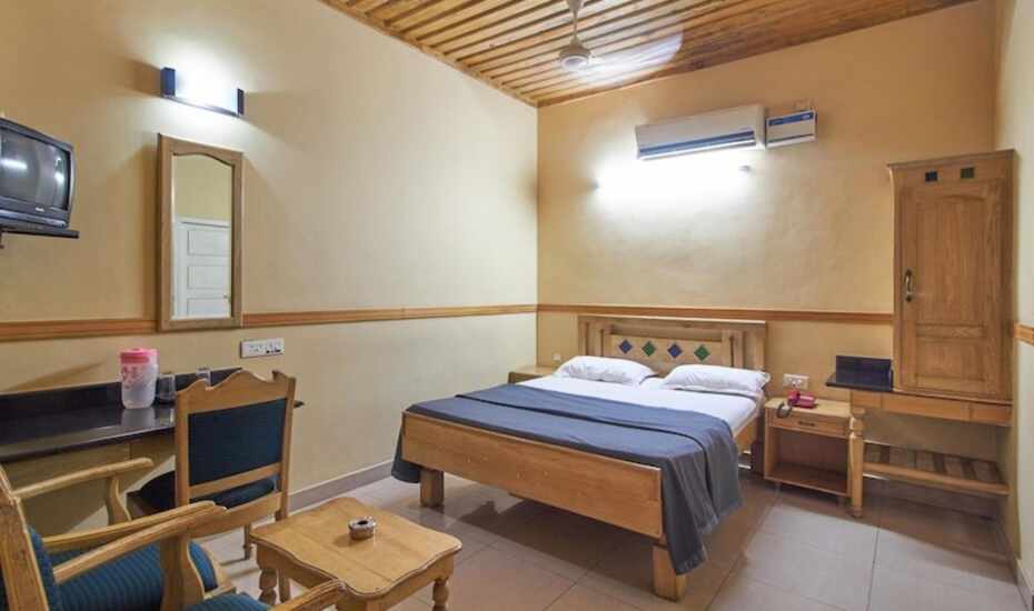 Hotel Maple Regency - 3