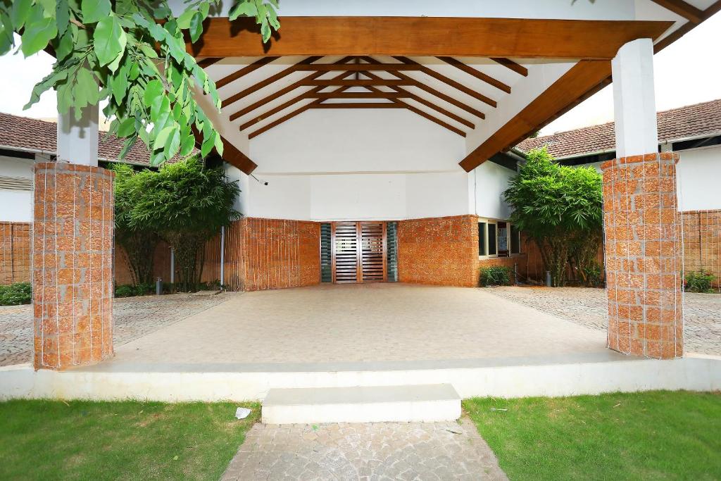 Super OYO Capital O Island Inn - 2