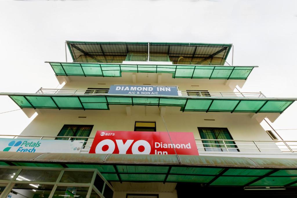 OYO Flagship Hotel Diamond In