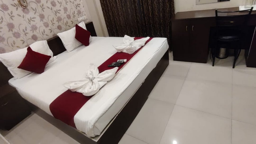 Hotel Galaxy INN Rooms - 4