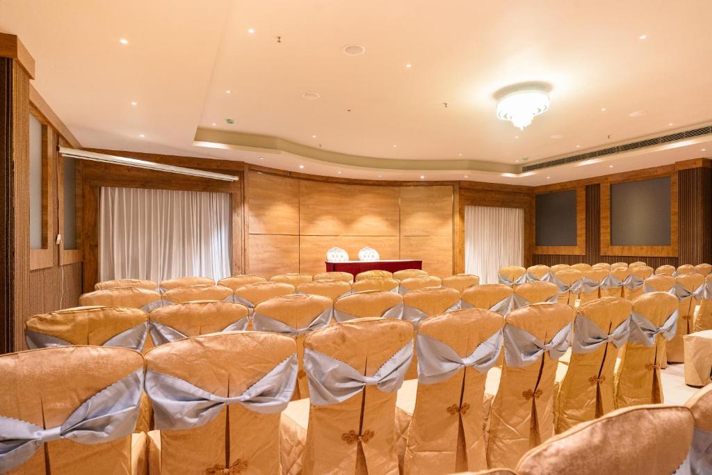 Marine Inn Hotel - 3