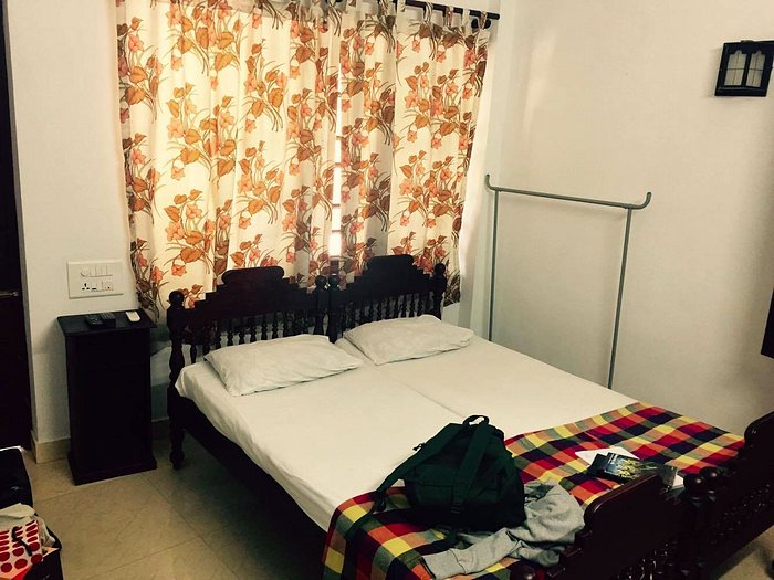 Globe Trotters Inn - 4