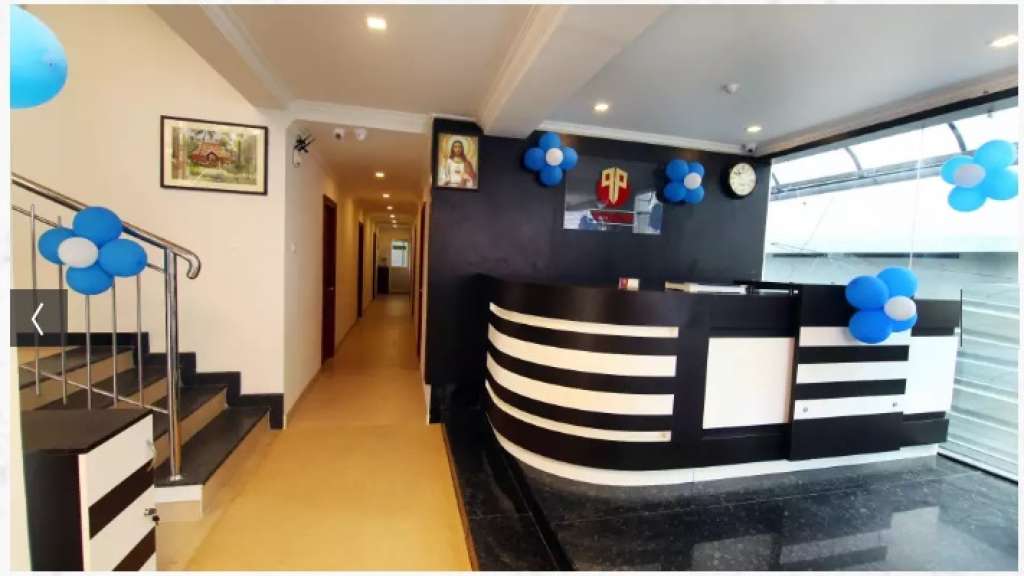 Puthens Capitol Inn - 2