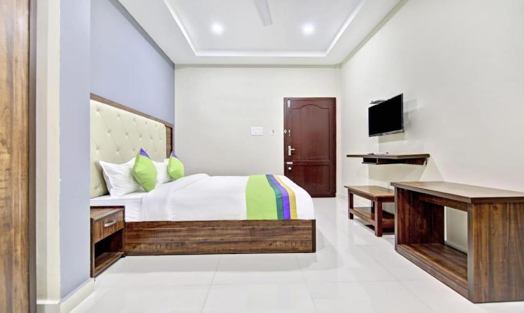 Hotel Central Inn - 4