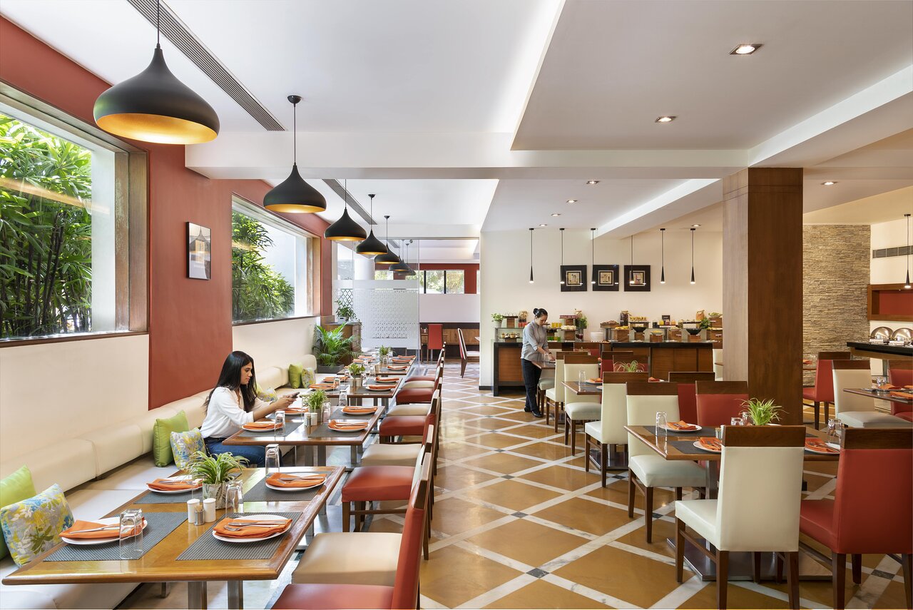 The Avenue Center Hotel - 3