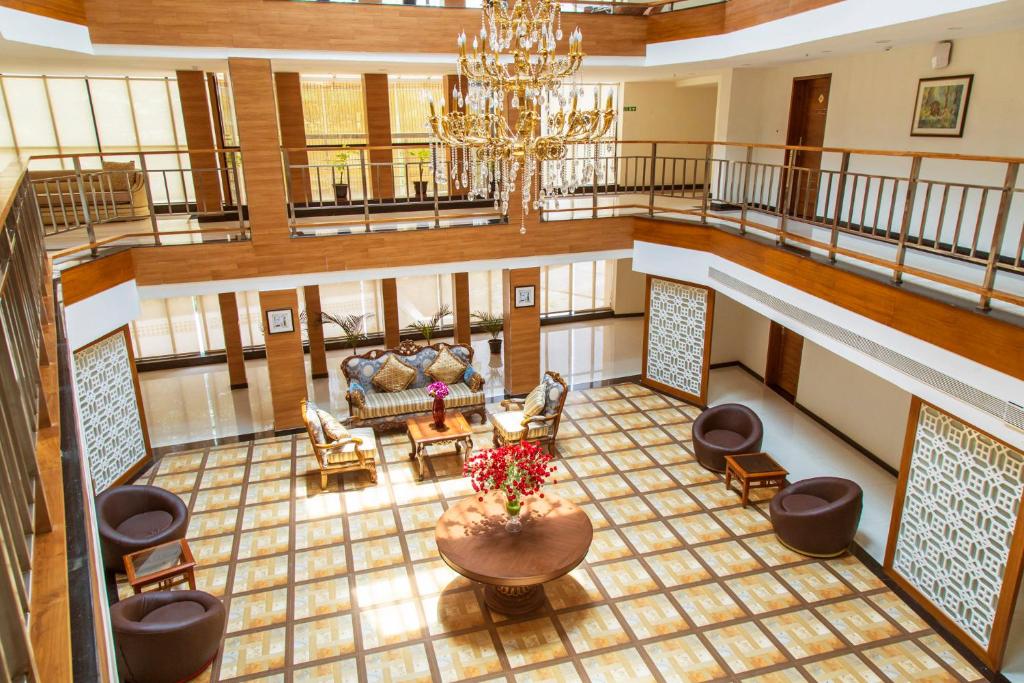 Hill Palace Hotel & Spa (Managed by South Asia Hotel) - 3