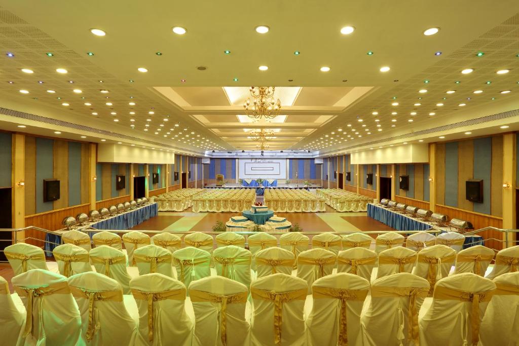 The Quilon Beach Hotel & Convention Centre - 3