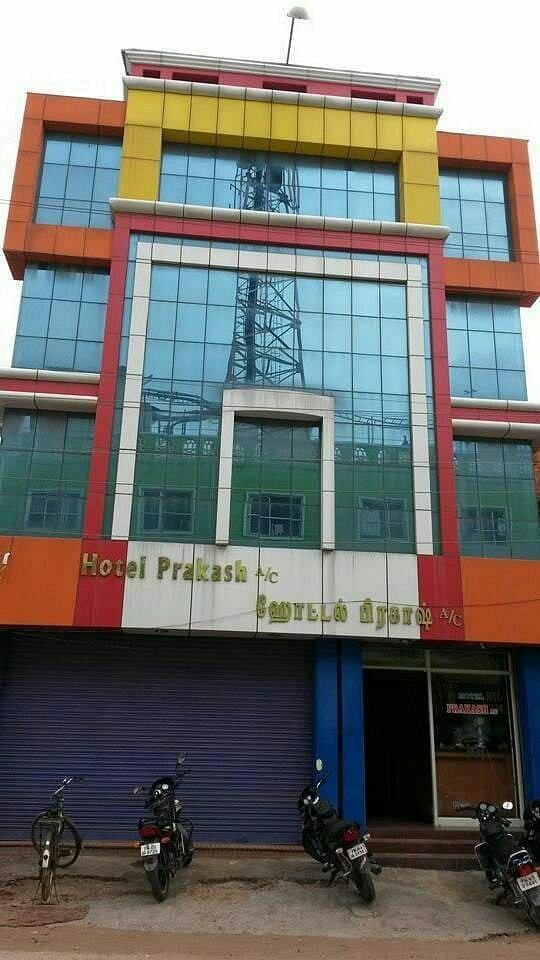 Prakash Hotel