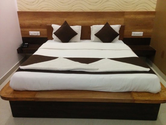 Hotel SDM Golden Tower - 4