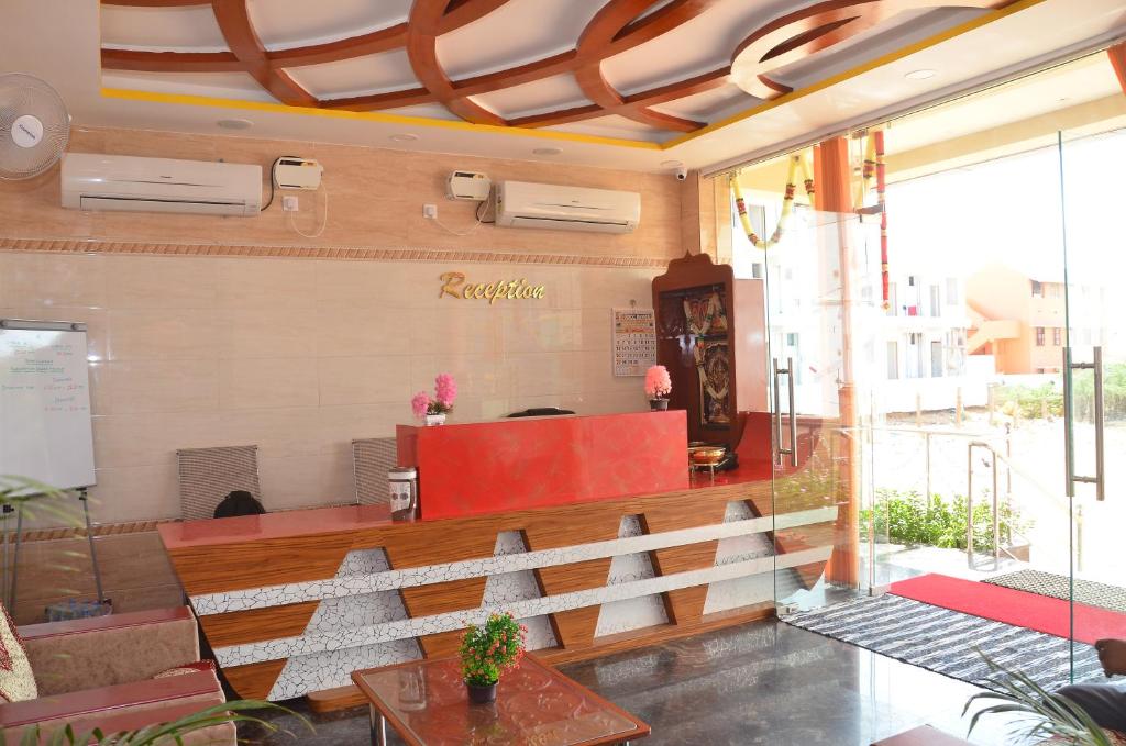 HOTEL PANCHAVARNAA - 2