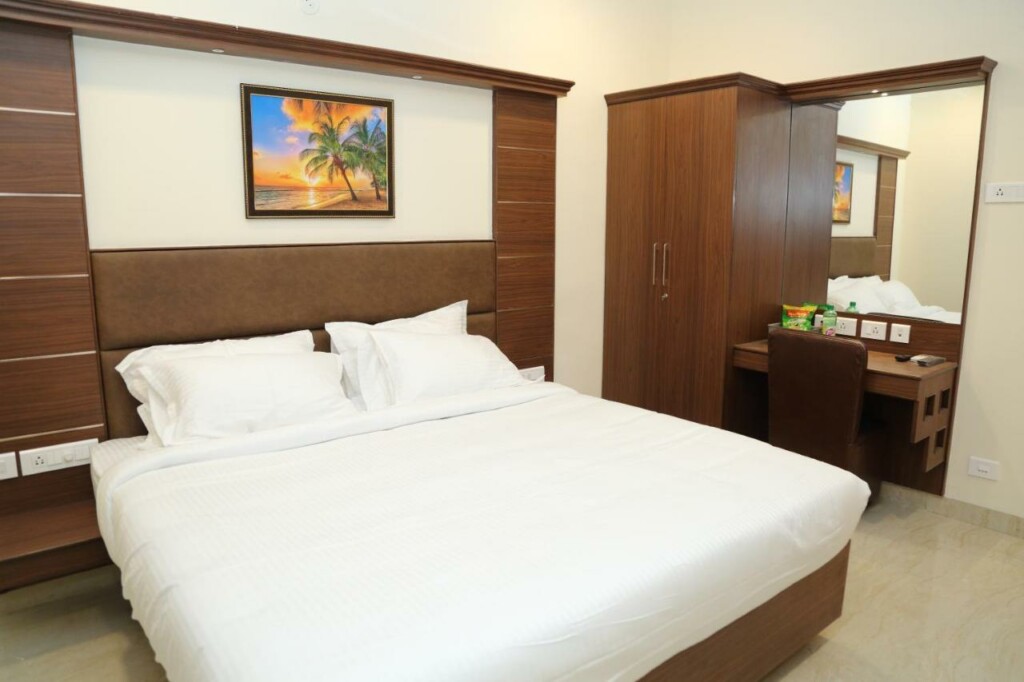 Hotel Comfort Inn - 4