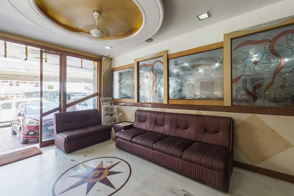 Hotel Aryaas Residence - 2