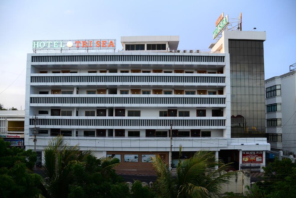 Hotel Tri Sea