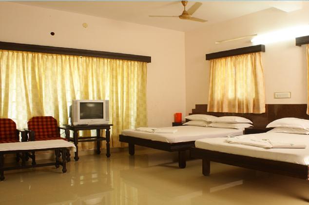 Triveni Tourist Home - 4