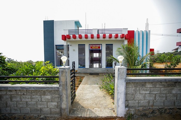 OYO 24967 The Grand Diamond