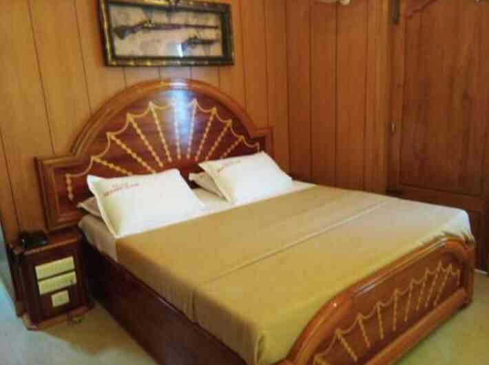 Manickam Tourist Home - 3