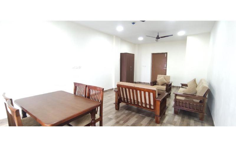 Hotel Aalayam Kancheepuram (Yatri Nivas) - 2