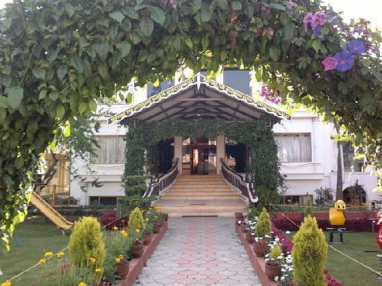 Hotel Sapphire Grand Ooty - 2