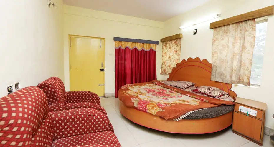 HOTEL CHARRING CROSS, OOTY - 3