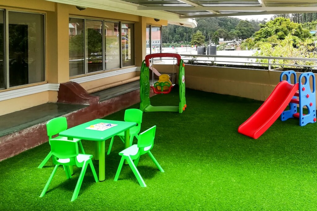 Capital O Hotel Sapphire Garden View - 3