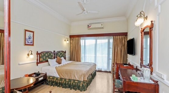 Lalitha Mahal Palace Hotel - 3