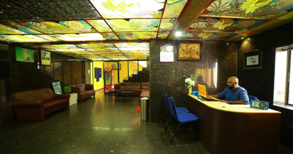 Hotel Luciya International - 2