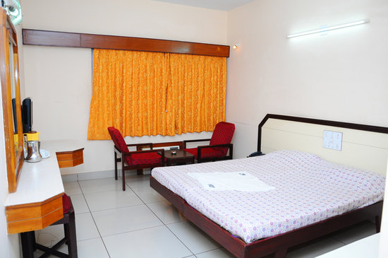 JANARDHANA HOTEL - 4