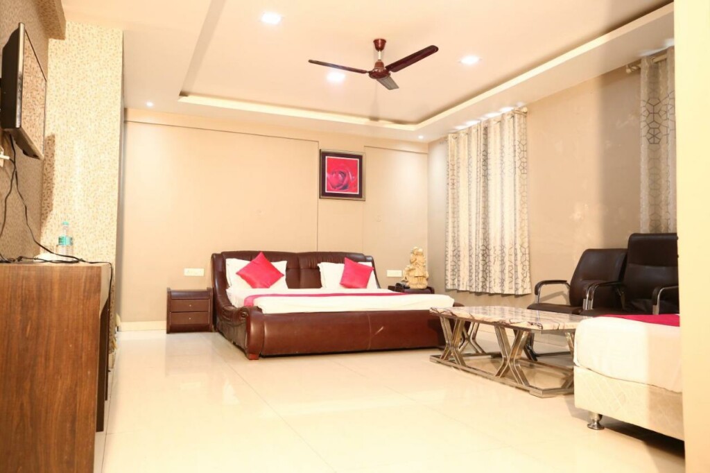 HOTEL FORTUNER PALACE - 4