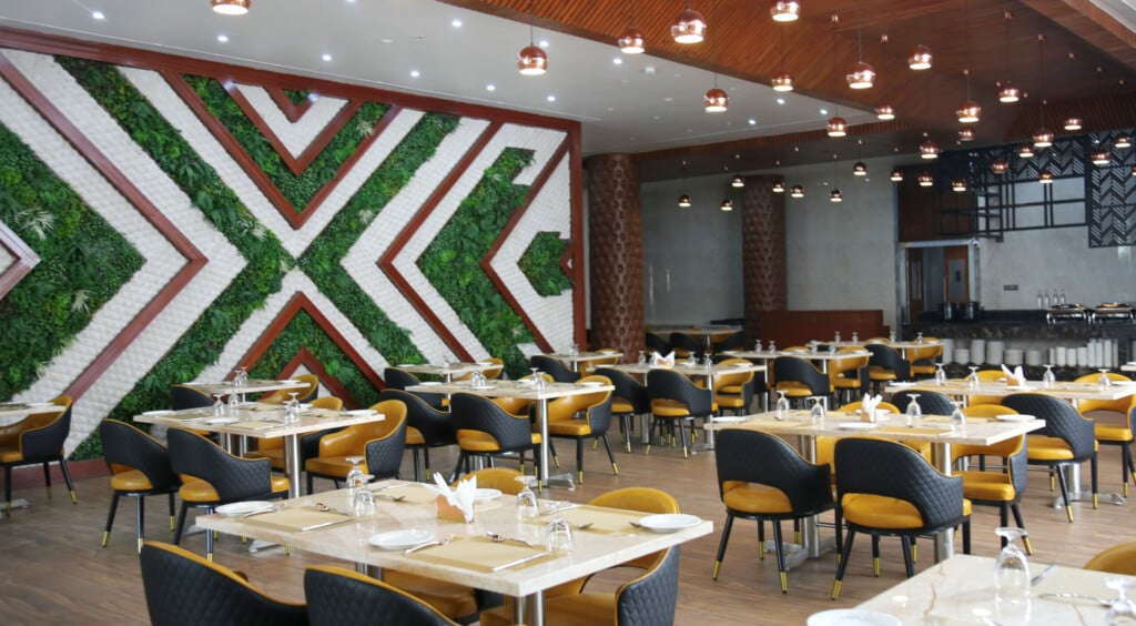 Hotel Leroy Grand - 4