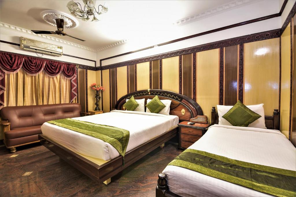 Navanidhi Comforts - 4