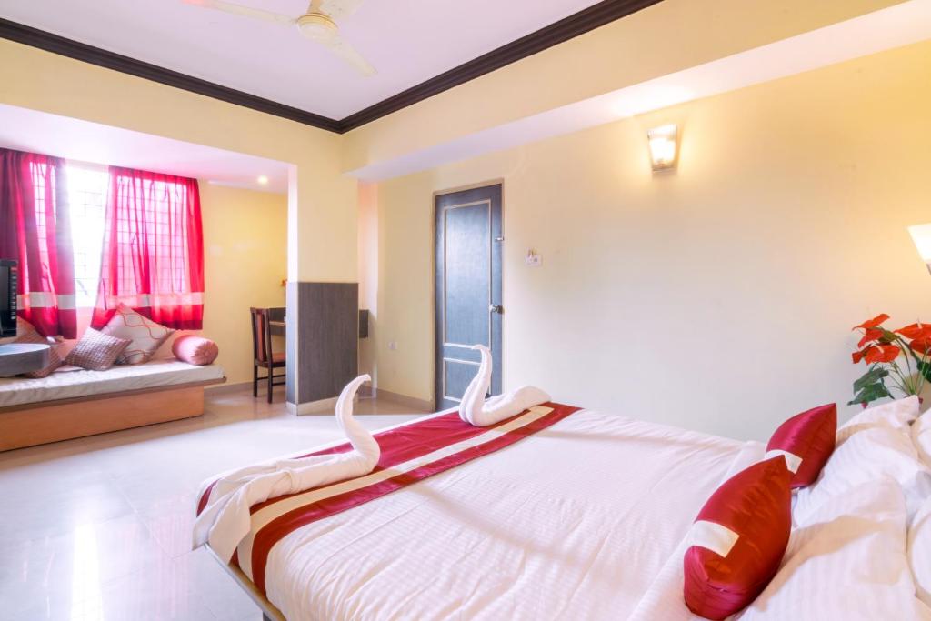 Octave Plaza Hotel - 5