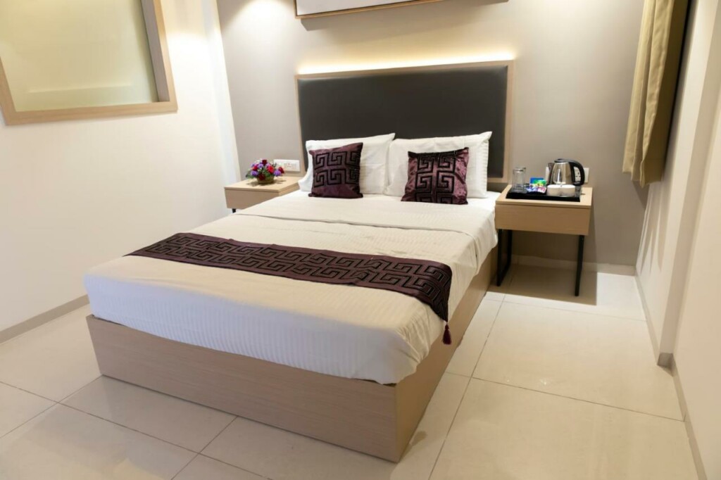 Hotel Metro Park - 5