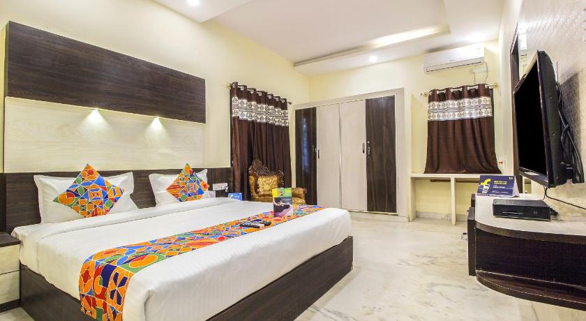 FabHotel Crown Heights - 3