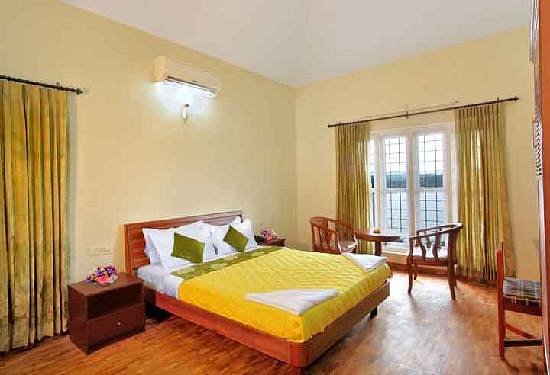 Karapuzha Village Resort - 4