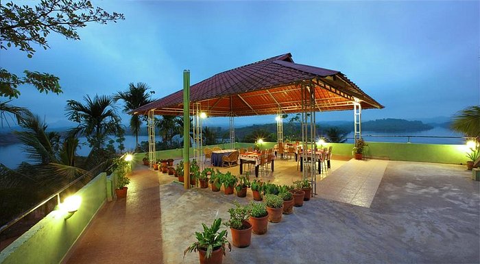 Karapuzha Village Resort - 2