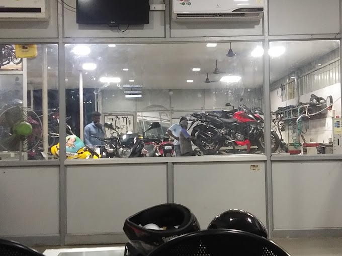 Krishnaa Bajaj Service Center - 4