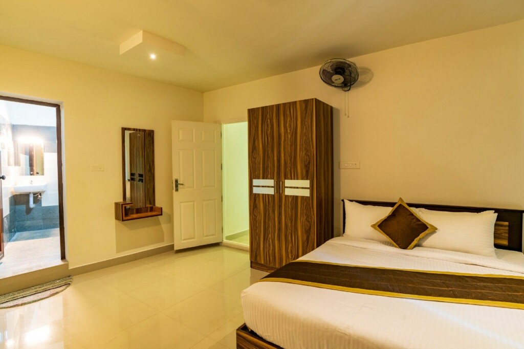 Misty Peak Resort - 4