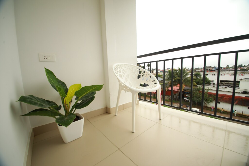 Lizz Imperial Palace - 2